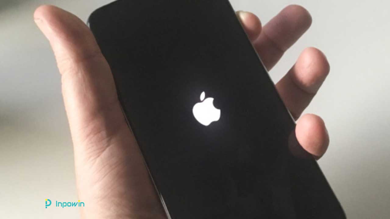iPhone Restart Sendiri